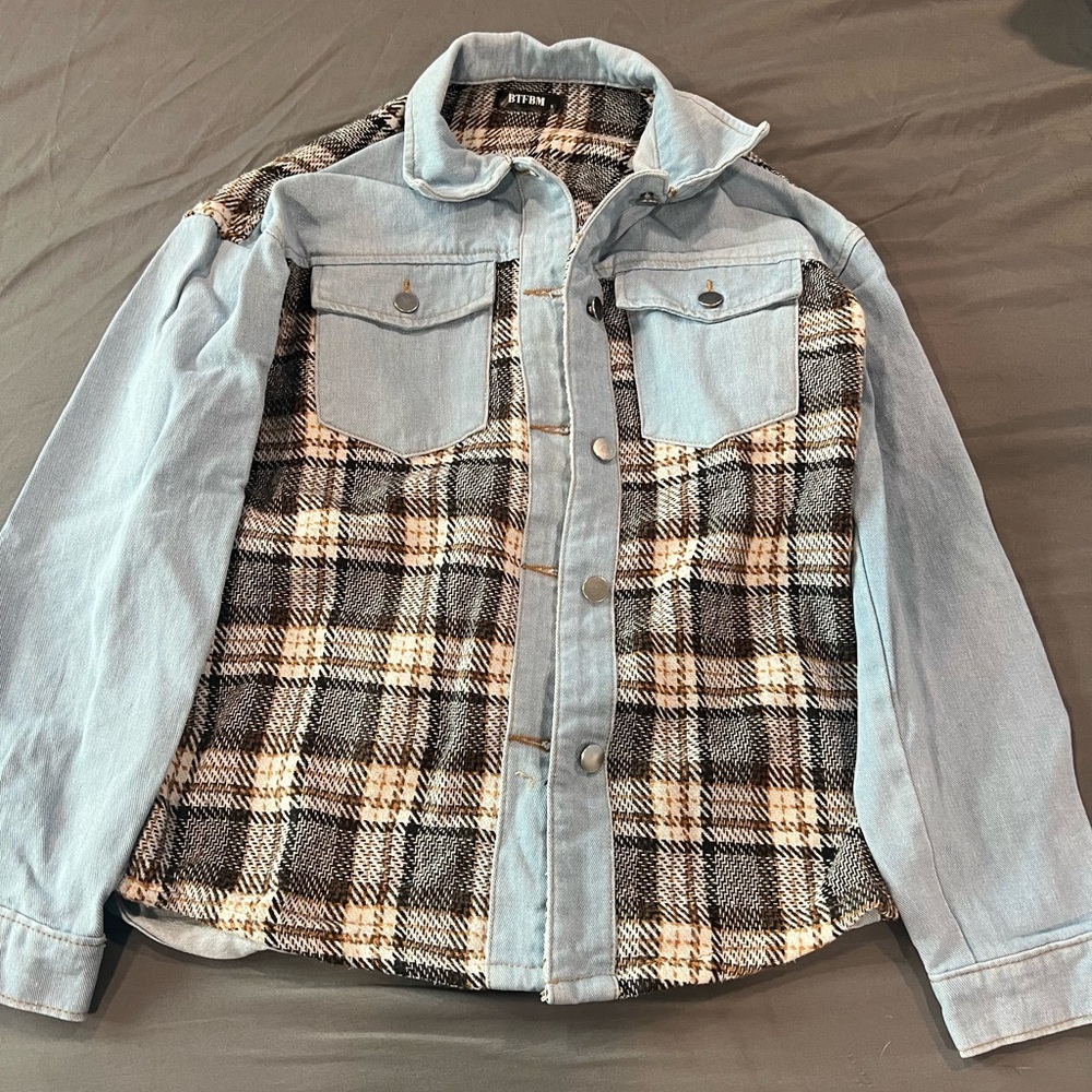 Stylish Plaid and Denim Jean Jacket
